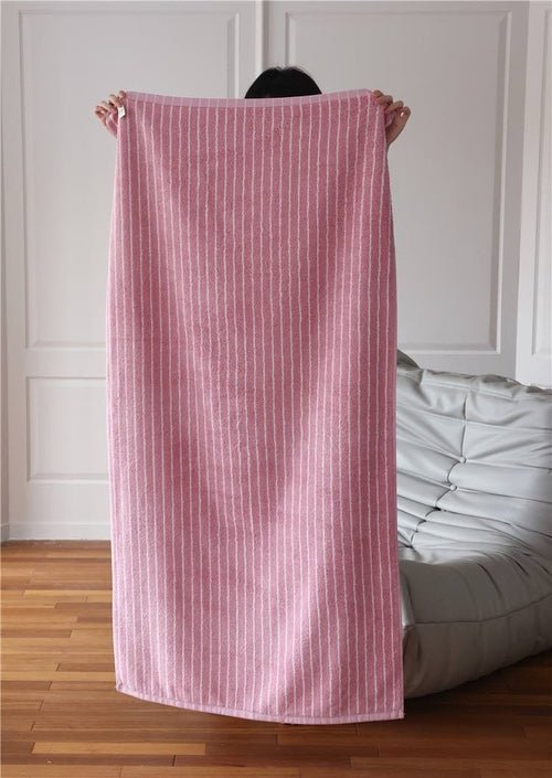 Ultra Soft Absorbent Retro Stripe Bath Towel - 100% Organic Cotton - SnagItCo.
