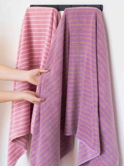 Ultra Soft Absorbent Retro Stripe Bath Towel - 100% Organic Cotton - SnagItCo.