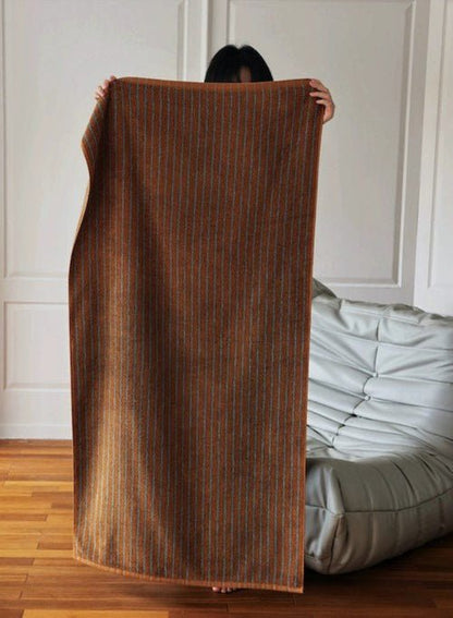Ultra Soft Absorbent Retro Stripe Bath Towel - 100% Organic Cotton - SnagItCo.
