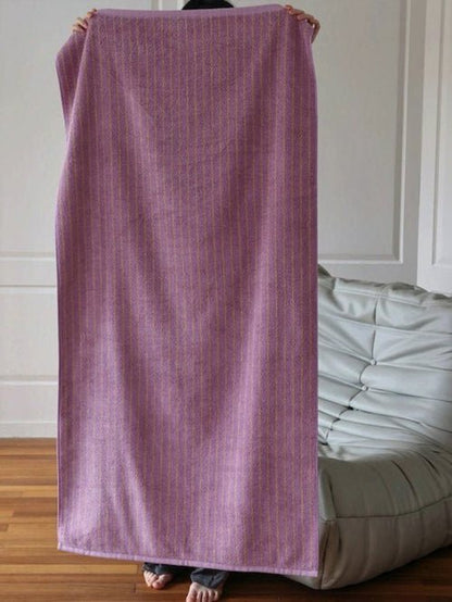 Ultra Soft Absorbent Retro Stripe Bath Towel - 100% Organic Cotton - SnagItCo.