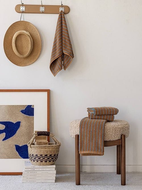 Ultra Soft Absorbent Retro Stripe Bath Towel - 100% Organic Cotton - SnagItCo.